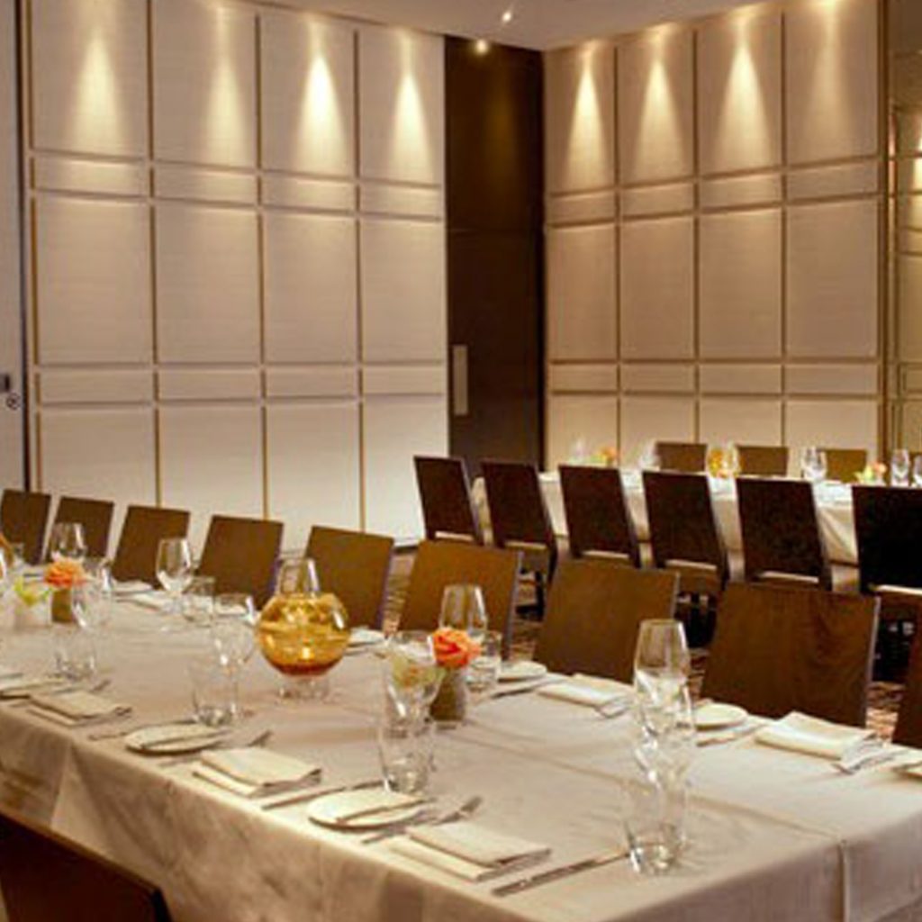 Location: TorontoDesigner: Yabu PushelbergChair(s): 578-US/WB Timberly Stack