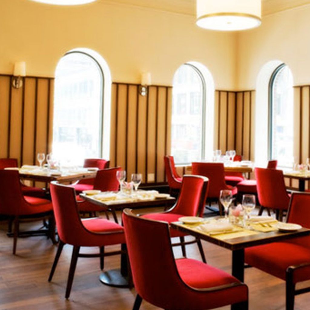 Location: NYCDesigner: Jordan MozerChair(s): 362 Deco Arm 361 Deco