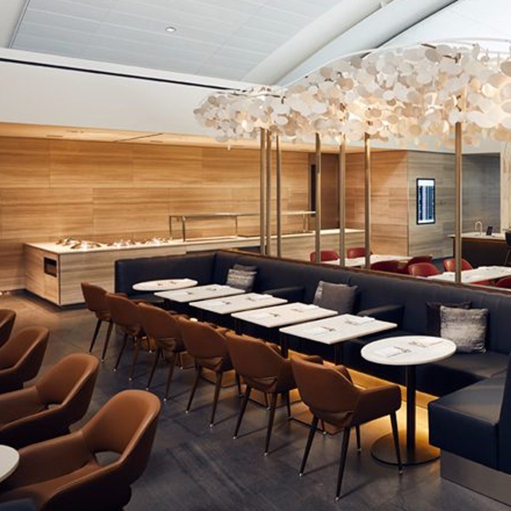 Location: Toronto, ONChair(s):398-TMLG Maestro Trend Arm Stool(s):1394-TMLG Maestro Bar