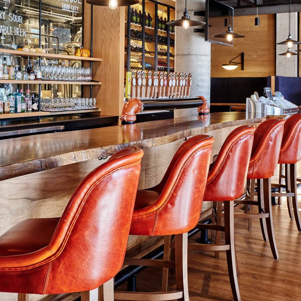 Location: Moncton, NBDesigner: Design 360Chair(s):441 Blake Arm 425-UPOS BergsonStool(s):1339 Godiva Bar 1558 Abacus Bar