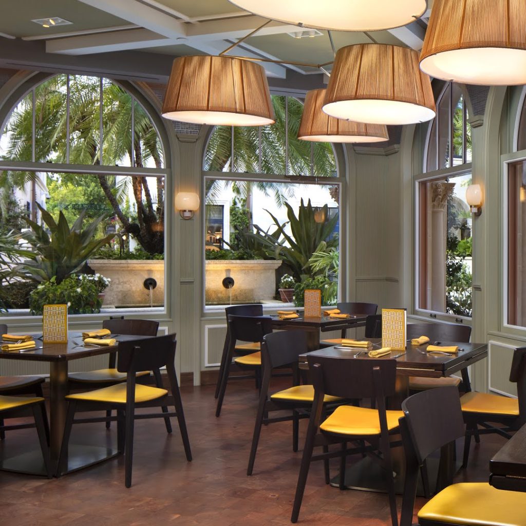 Location: Palm Beach, FLDesigner: Tihany DesignChair(s):209-USP/WB Gustav