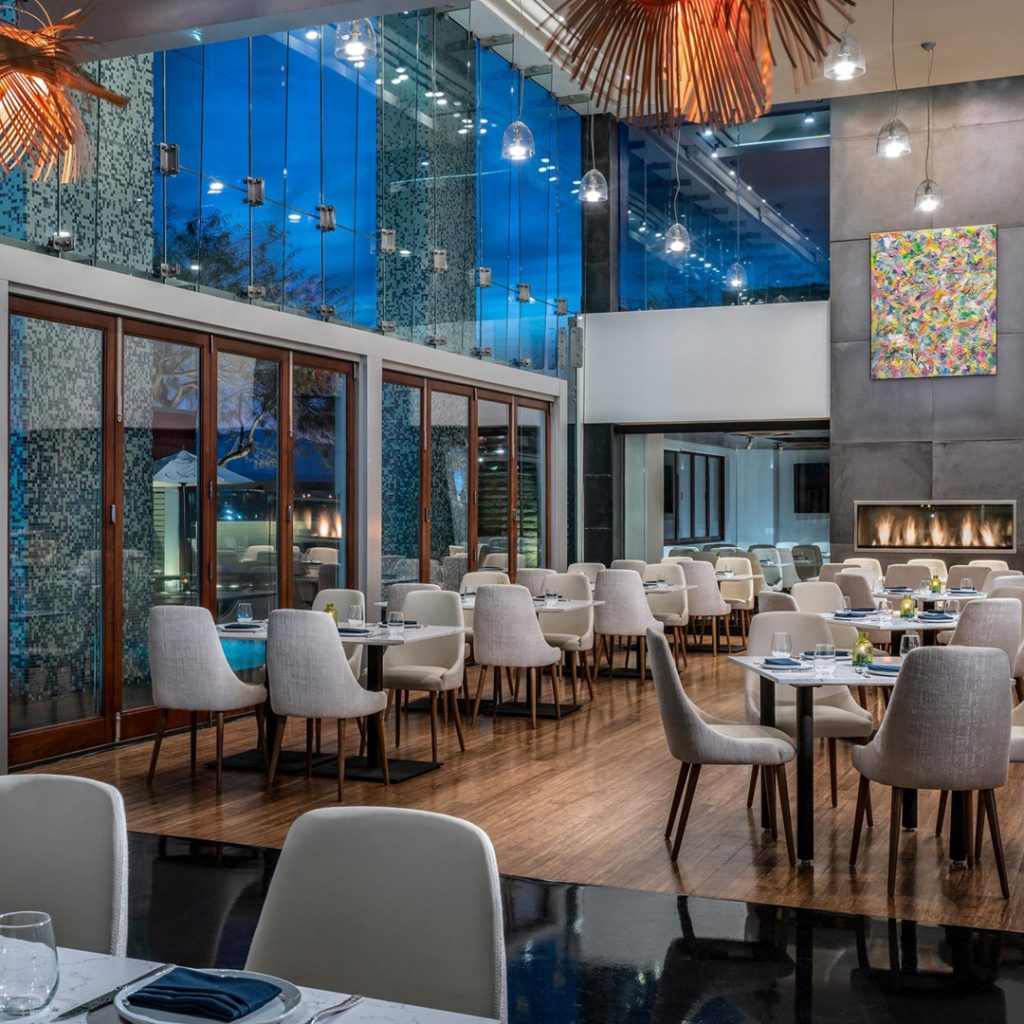 Location: Las Vegas, NVChair(s):830-TWLG BalthazarStool(s):1830-TWLG Balthazar Bar