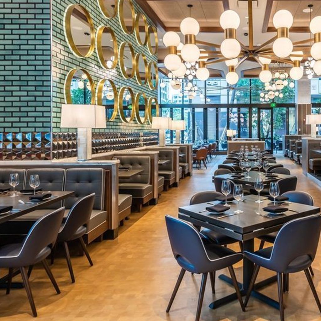 Location: Fort Lauderdale, FLChairs(s):818-TWLG SerafinaStools(s):1891-UB/TWLG Bleeker Bar