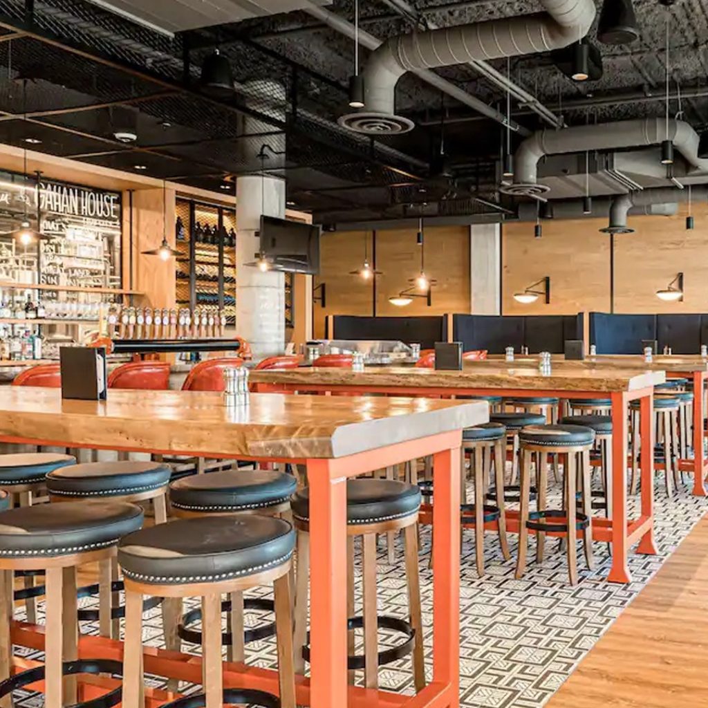 Location: Moncton,CanadaChairs(s):394G-TWLG Maestro Grand214 Karisma938-TWLG Parkside Arm954-QTW Fluid Lounge217 Jazz LoungeStools(s):1558 Abacus Bar1344 Akiko Bar1438-USP/UBP Sprint Bar