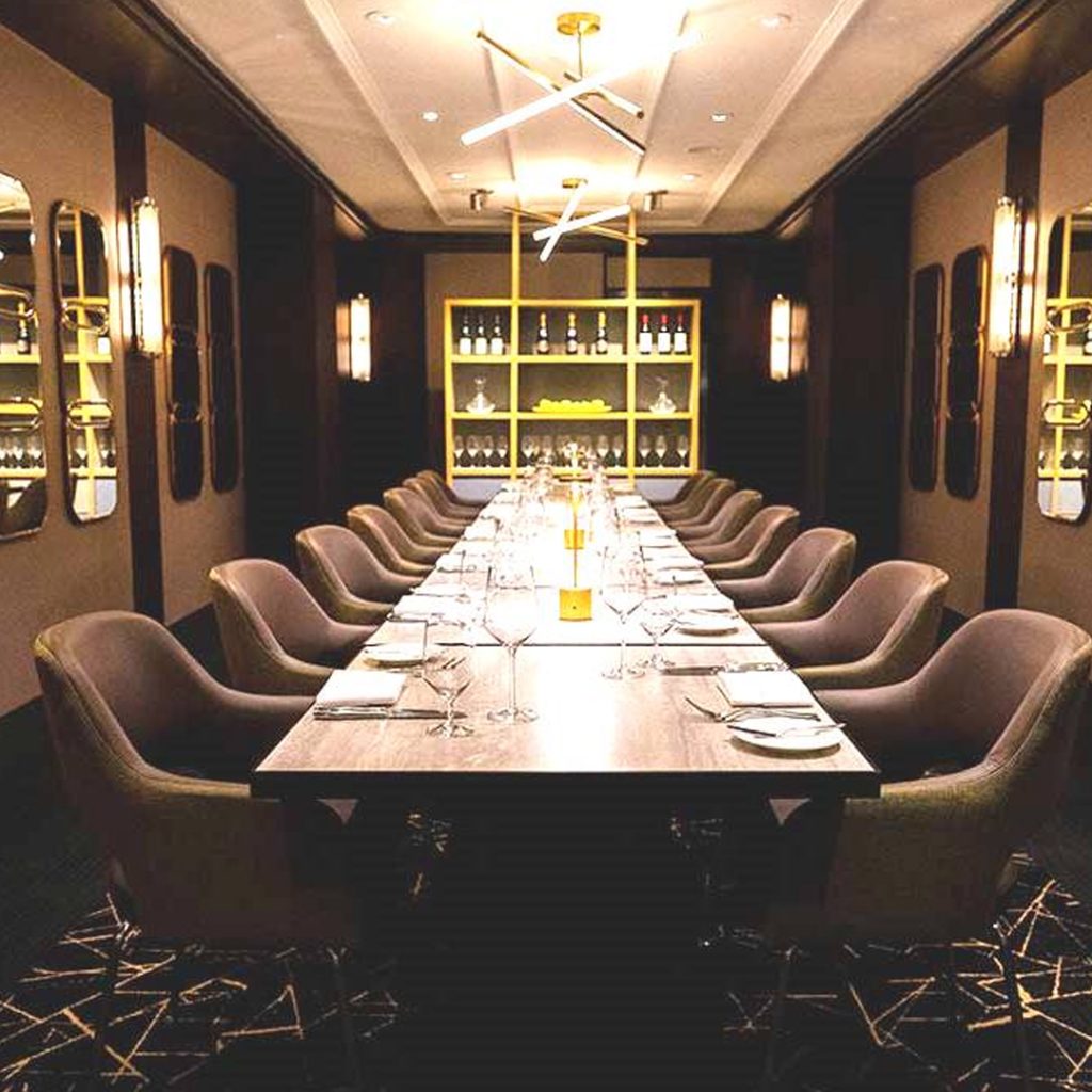 Location: Washington DCDesigner: Martin Vahtra of Projects Design TeamOwner: Restaurant AssociatesChairs(s):891-UB/SMLG Bleeker879-PLGB Alexandria Arm