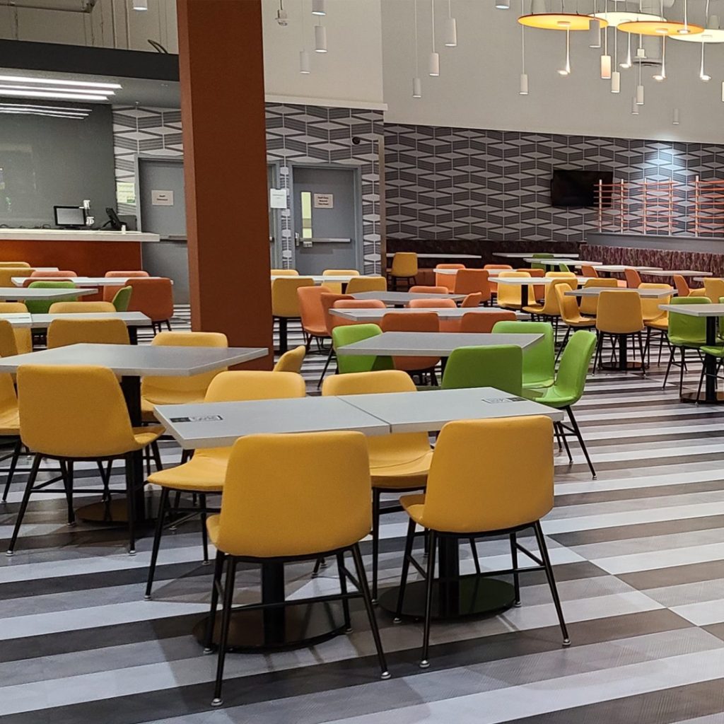 Location: Pickering, ONChairs(s):468-STLG Fontana686-STK/US/WB Opus Arm StackCustom 686-STK/US/WB Opus Arm StackStools(s):1891-DB Bleeker BarBase(s):4100 Disc