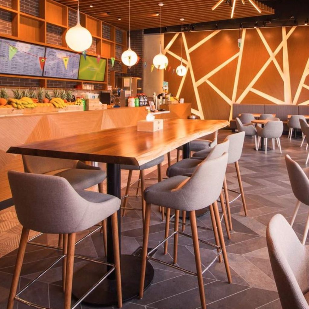 Location: Toronto, ONChair(s):814-TWLG Pamplona ArmStool(s):1830-TWLG Balthazar Bar