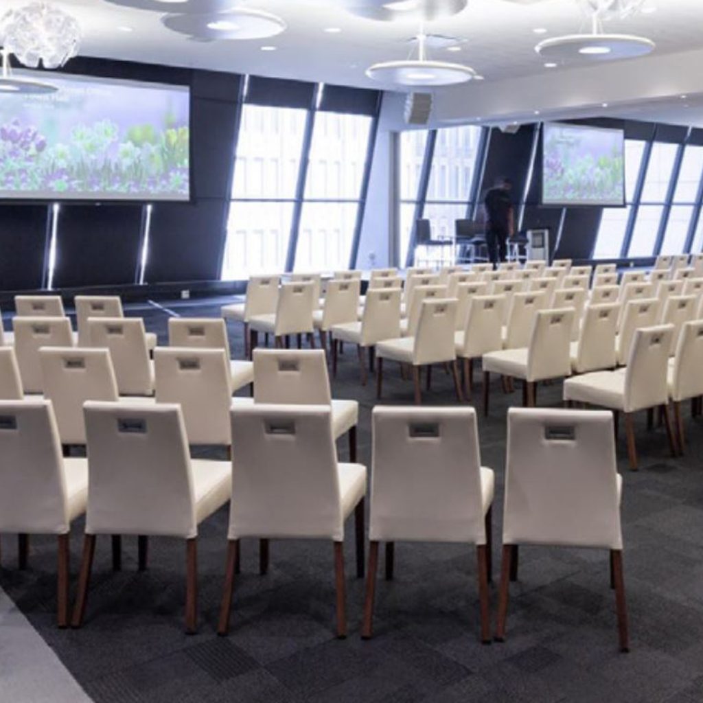 Location: Toronto, ONChair(s):872-LB Custom Regent Stack 873-HBX Regent Stack 873-HB Regent Stack 872-LB Regent Stack