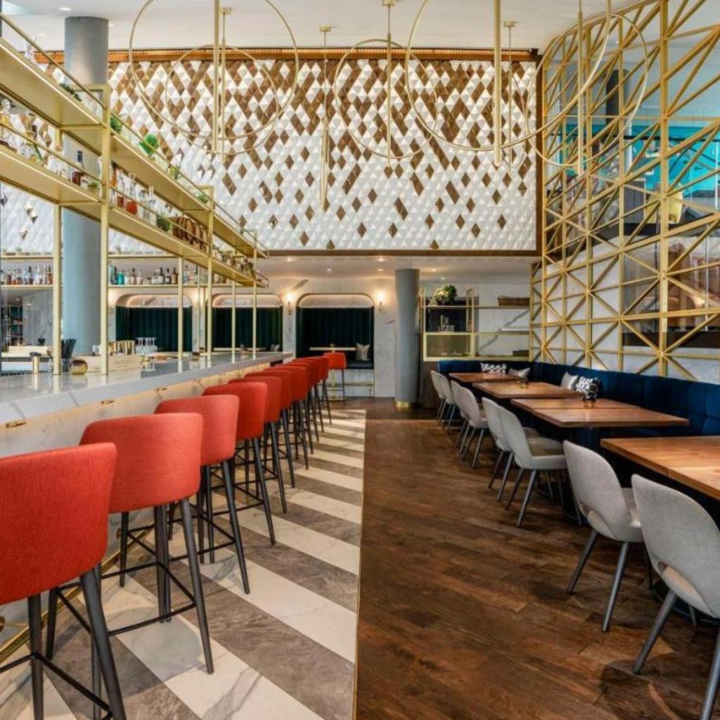 Location: Grand Rapids,  MichiganDesign: GenslerChair(s):818-TWLG SerafinaStool(s):1830-TWLG Balthazar Bar